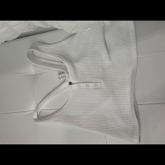 Aerie Top - Picture 2 of 3